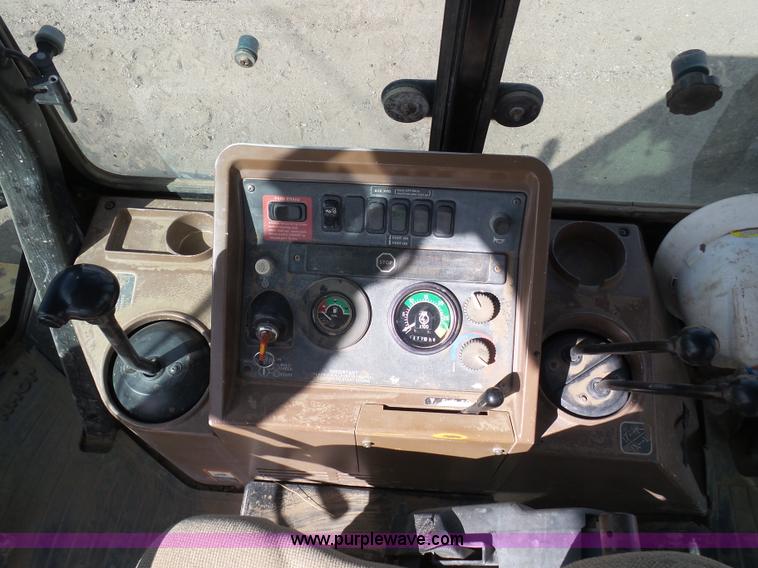 image for item J6180 1998 John Deere 310SE backhoe