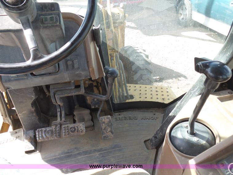 image for item J6180 1998 John Deere 310SE backhoe