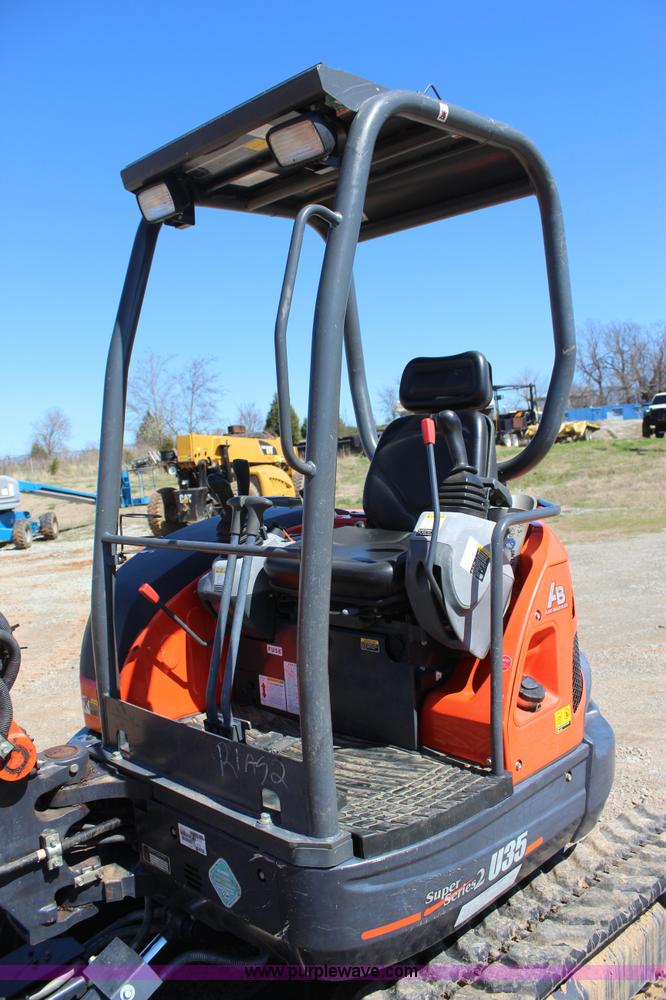 image for item J7556 Kubota U35 compact excavator