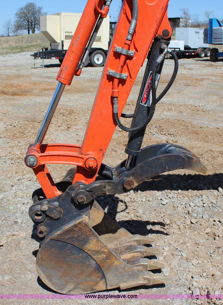 image for item J7556 Kubota U35 compact excavator