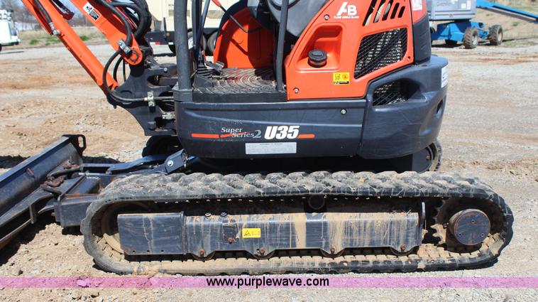 image for item J7556 Kubota U35 compact excavator