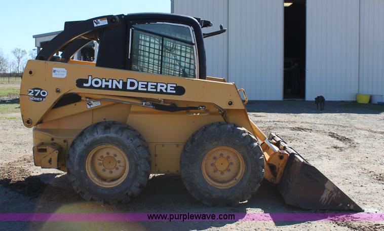 image for item J7558 2003 John Deere 270 skid steer