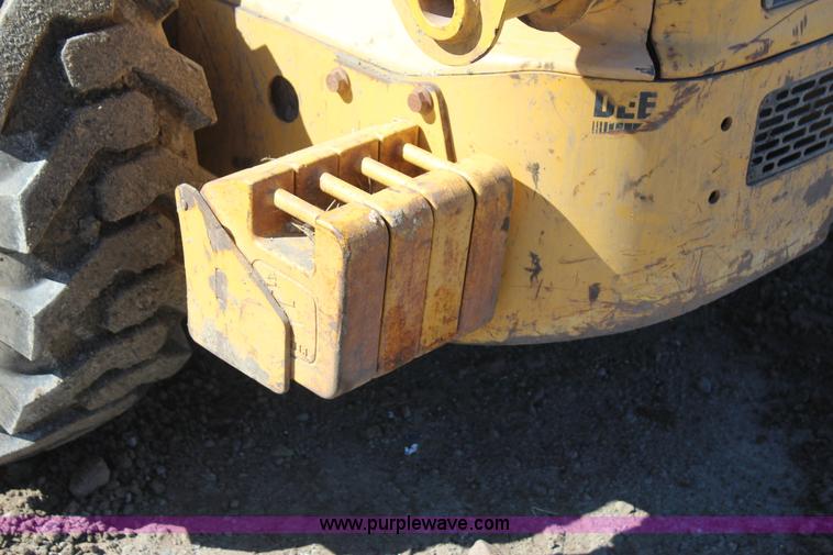 image for item J7558 2003 John Deere 270 skid steer
