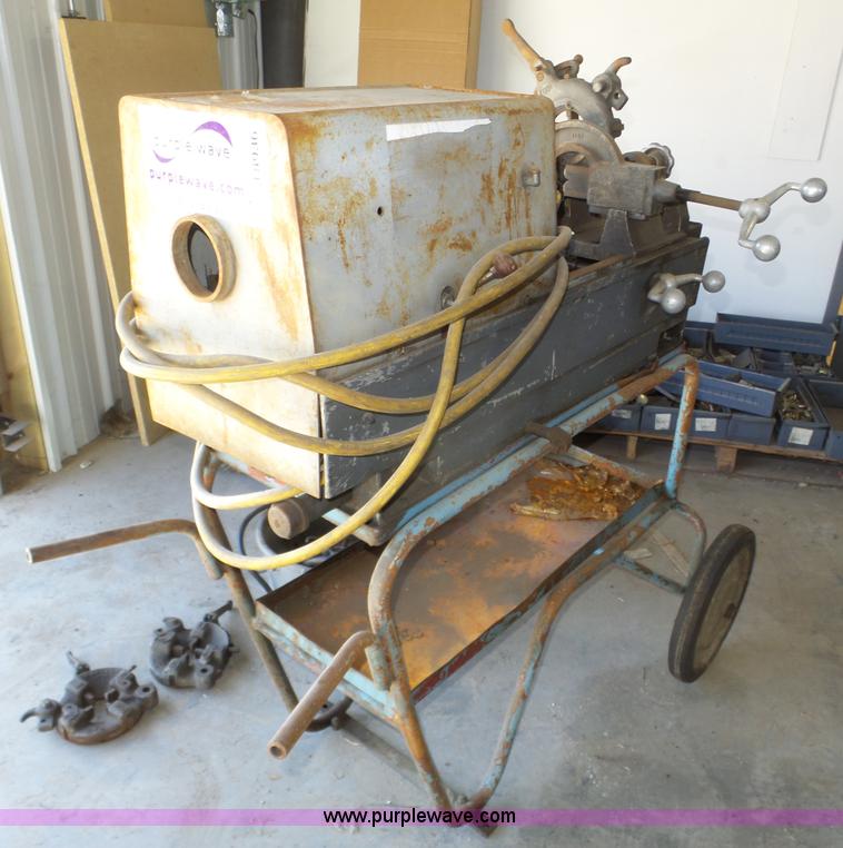 image for item J8936 Oster pipe threader