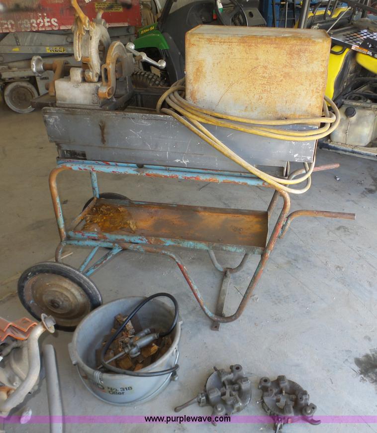 image for item J8936 Oster pipe threader