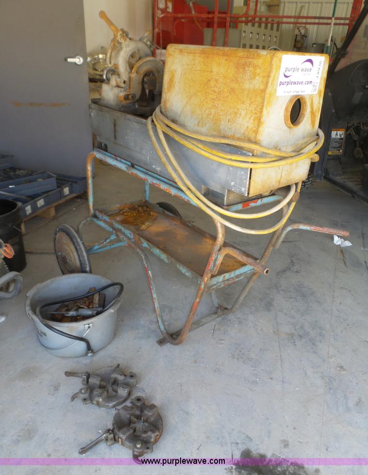 image for item J8936 Oster pipe threader