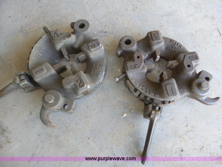 image for item J8936 Oster pipe threader