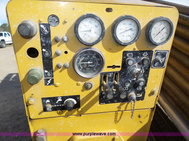 image for item J8954 1998 Vermeer D16X20 directional boring unit