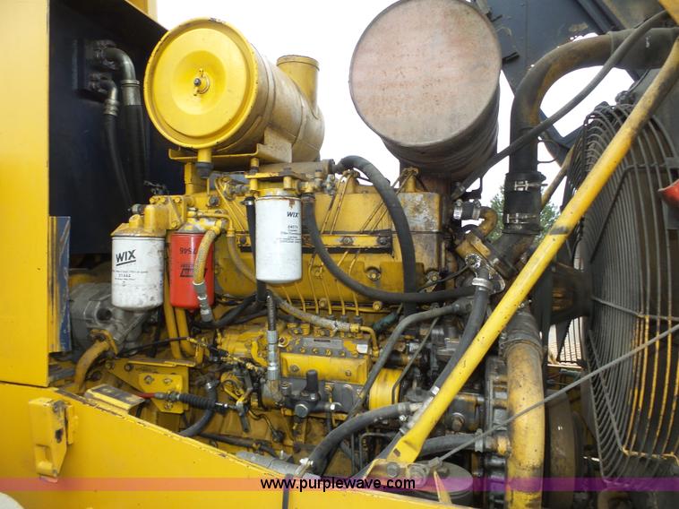 image for item J8955 1990 Komatsu WA380-1 wheel loader