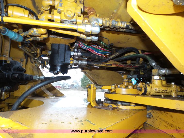 image for item J8955 1990 Komatsu WA380-1 wheel loader