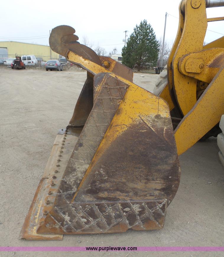 image for item J8955 1990 Komatsu WA380-1 wheel loader