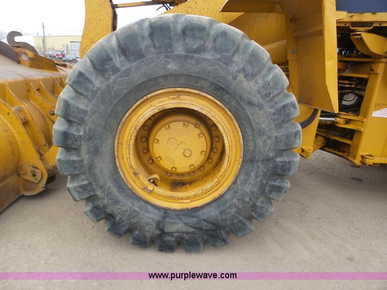 image for item J8955 1990 Komatsu WA380-1 wheel loader