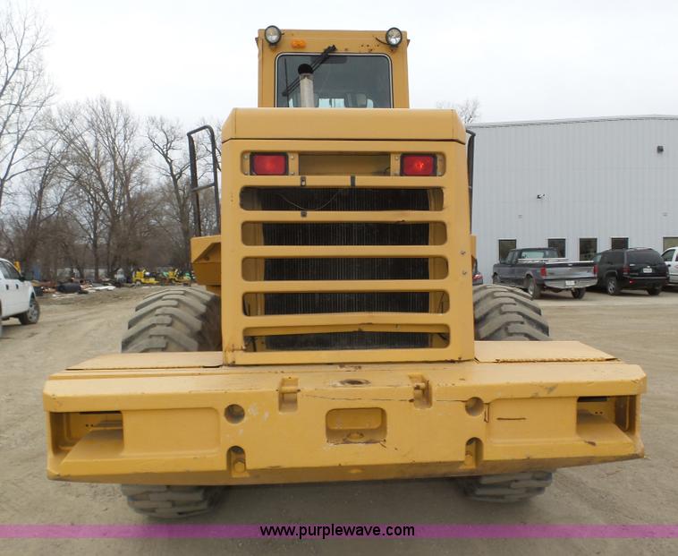 image for item J8956 Kawasaki 70 ZII wheel loader