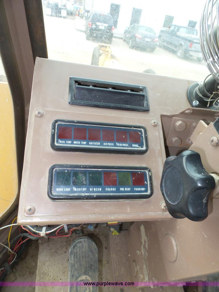 image for item J8956 Kawasaki 70 ZII wheel loader