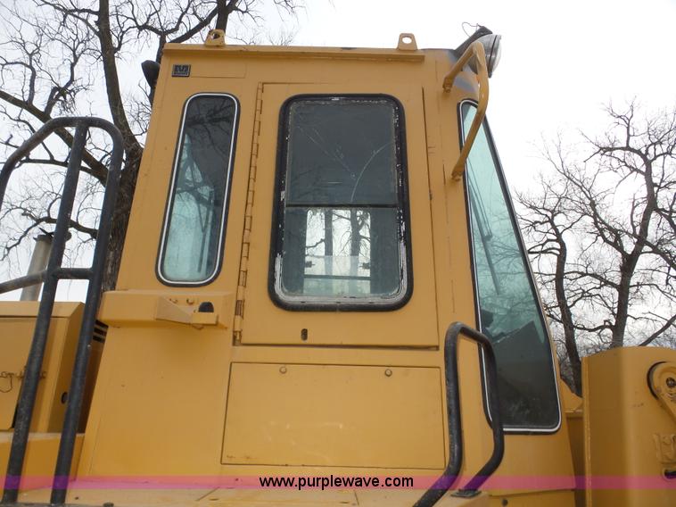 image for item J8956 Kawasaki 70 ZII wheel loader