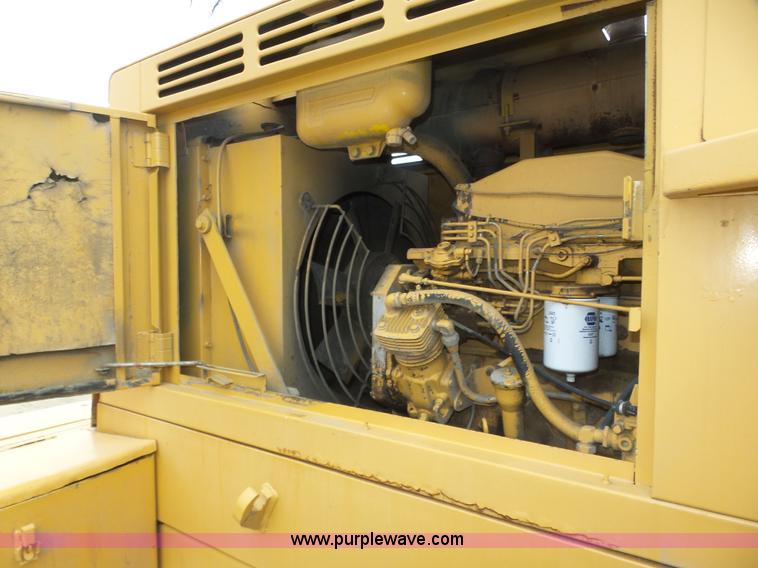 image for item J8956 Kawasaki 70 ZII wheel loader