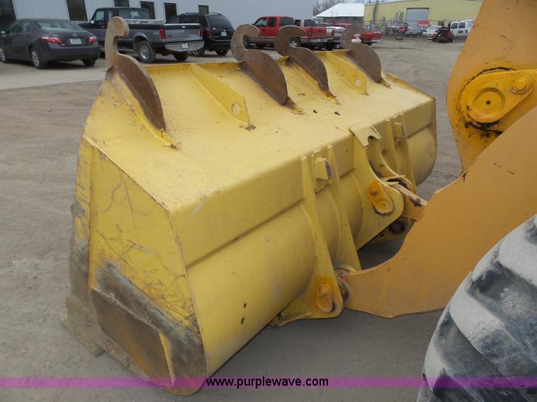 image for item J8956 Kawasaki 70 ZII wheel loader