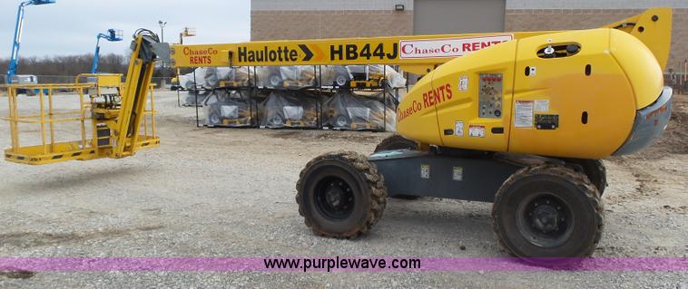 image for item K1302 2007 Haulotte AB445 boom lift