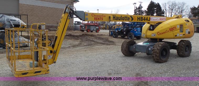 image for item K1302 2007 Haulotte AB445 boom lift