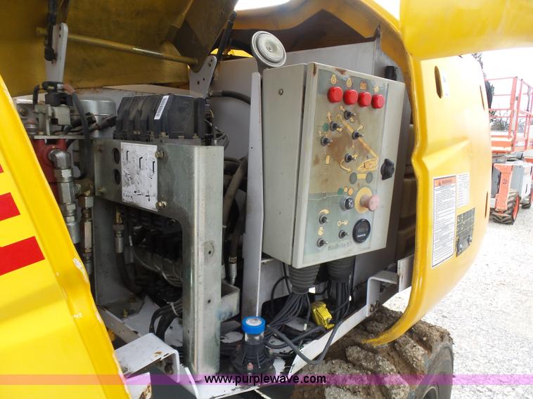 image for item K1302 2007 Haulotte AB445 boom lift
