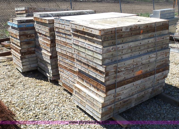 image for item K4262 Assorted Simon concrete forms