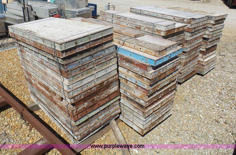 image for item K4262 Assorted Simon concrete forms