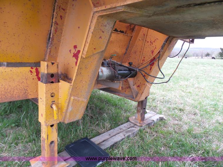 image for item K4267 1976 General equipment trailer