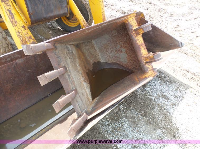 image for item K4277 John Deere 310A backhoe