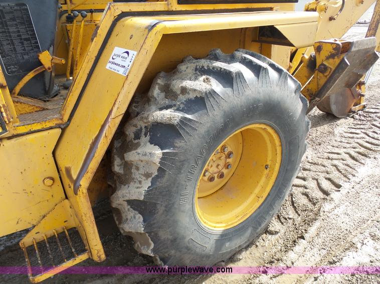 image for item K4277 John Deere 310A backhoe