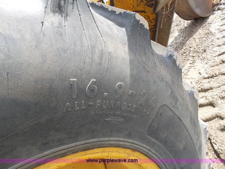 image for item K4277 John Deere 310A backhoe