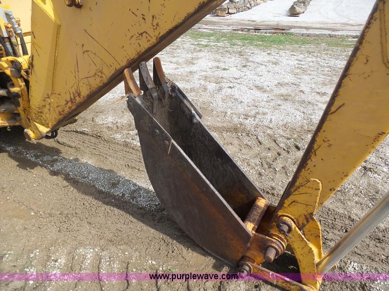 image for item K4277 John Deere 310A backhoe