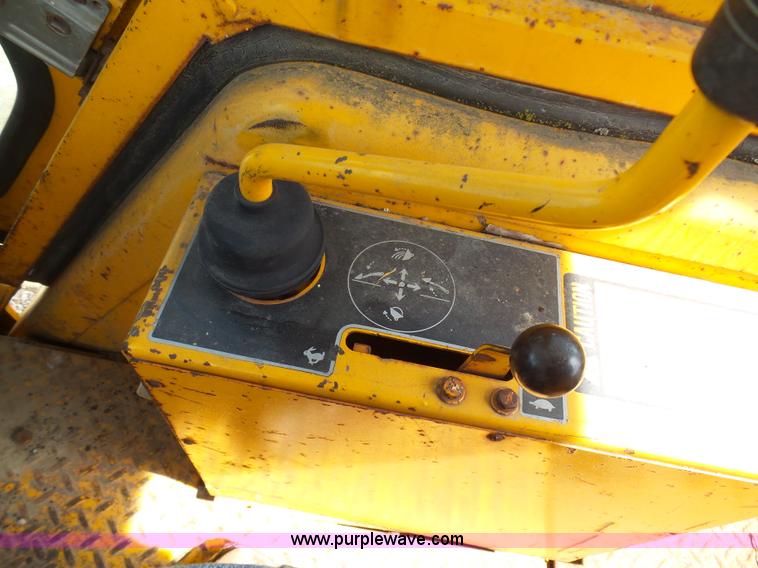 image for item K4277 John Deere 310A backhoe