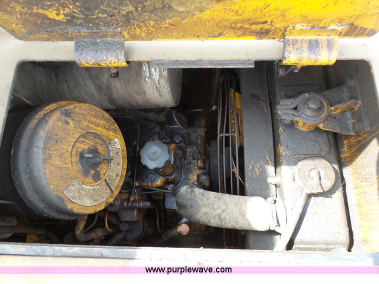 image for item K4278 1978 Komatsu D31S-16 track loader