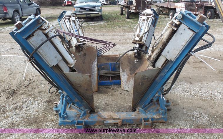 image for item K4279 Care Tree Systems 684 skid steer tree spade