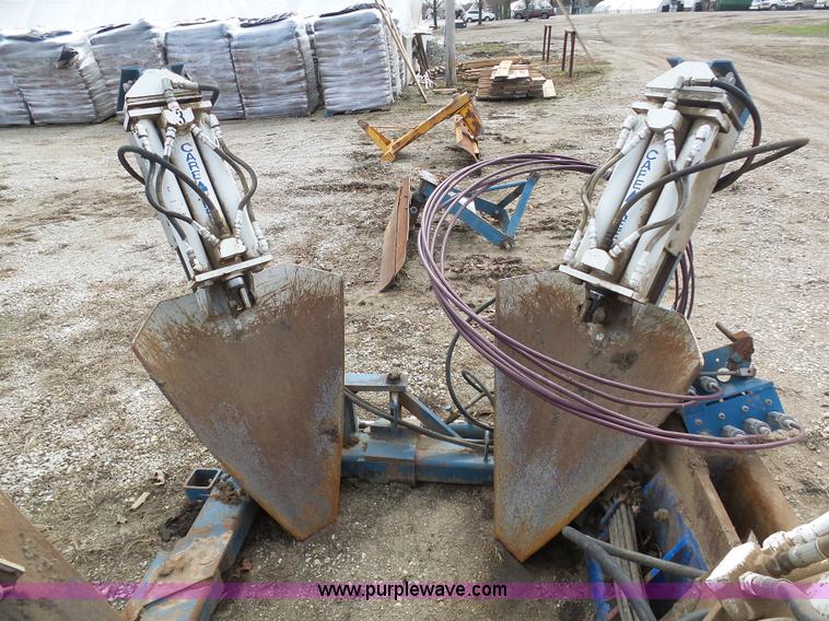 image for item K4279 Care Tree Systems 684 skid steer tree spade