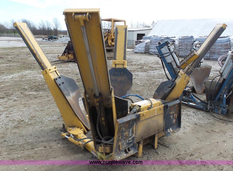 image for item K4280 Vermeer TS-30 skid steer tree spade