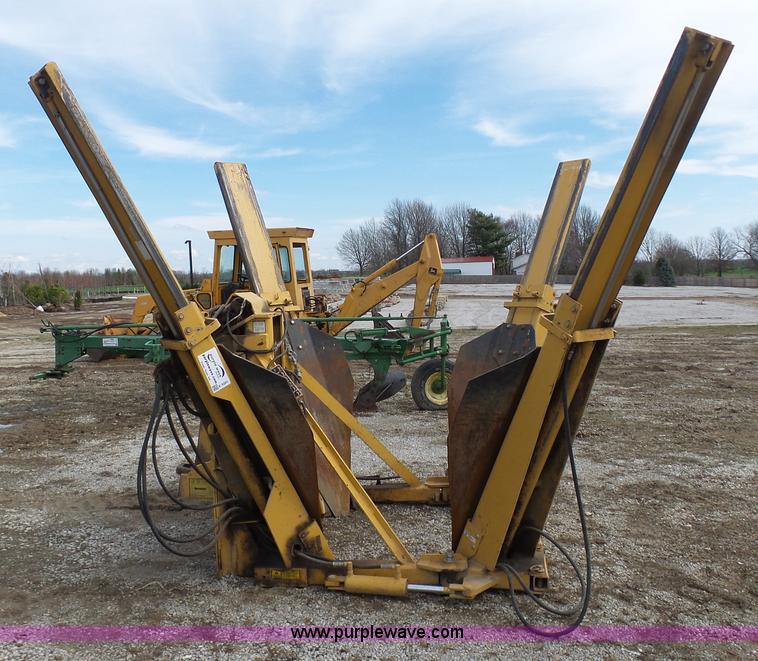 image for item K4281 Vermeer TS44A tree spade