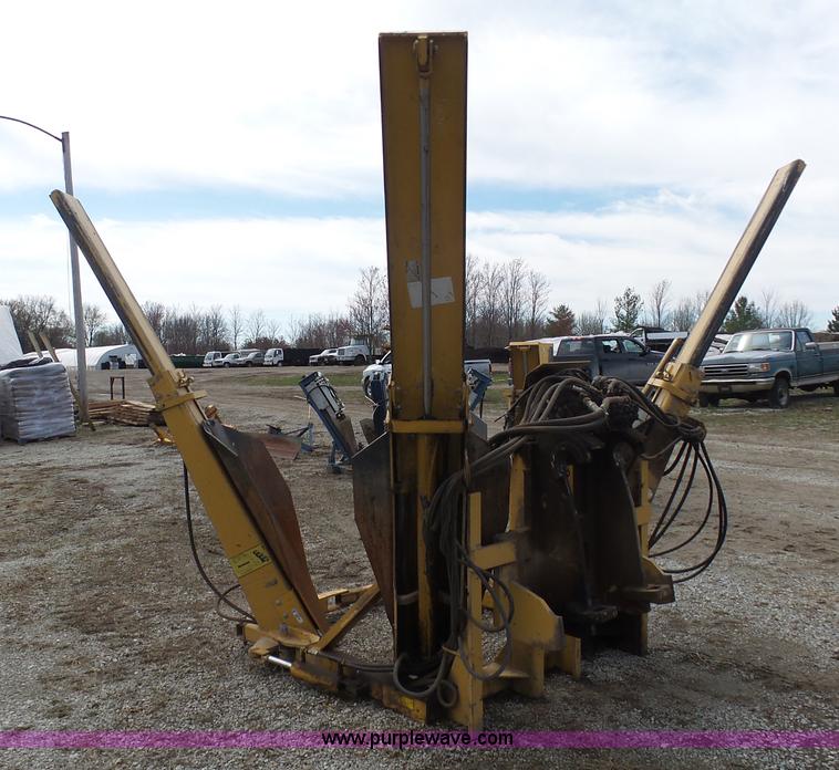 image for item K4281 Vermeer TS44A tree spade