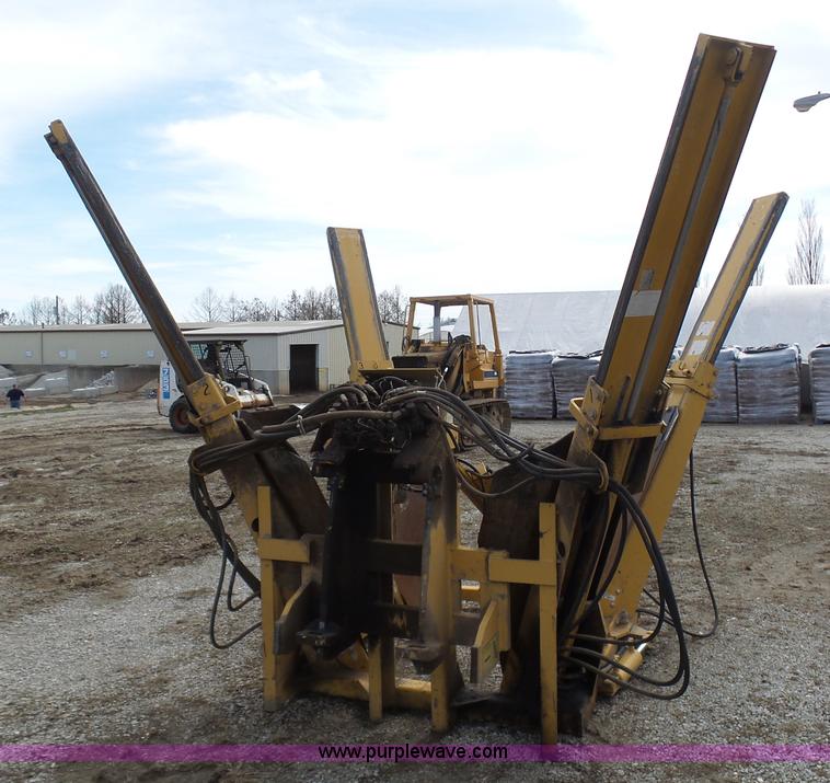 image for item K4281 Vermeer TS44A tree spade