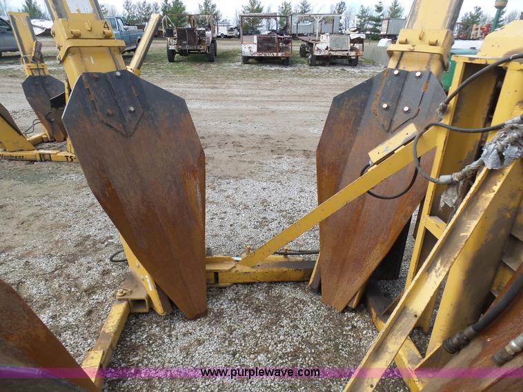 image for item K4281 Vermeer TS44A tree spade