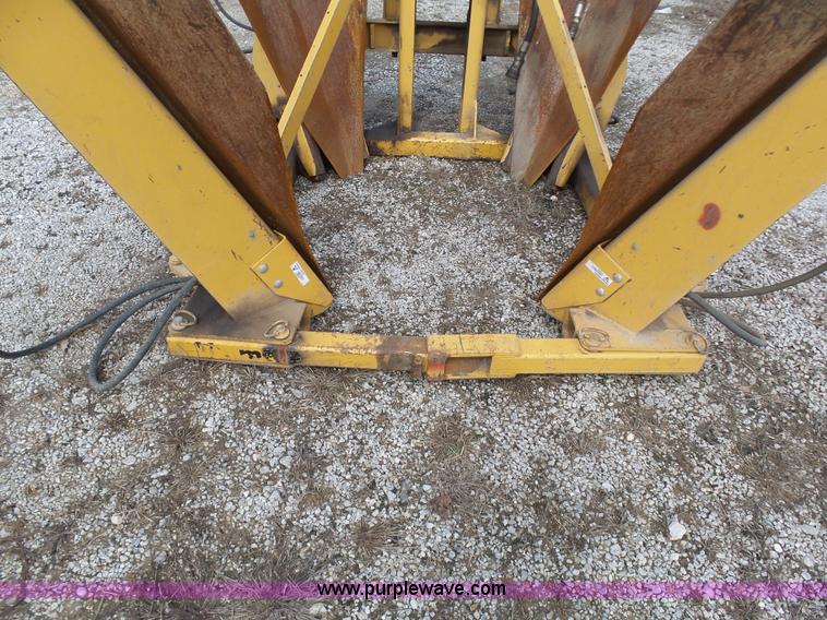 image for item K4281 Vermeer TS44A tree spade