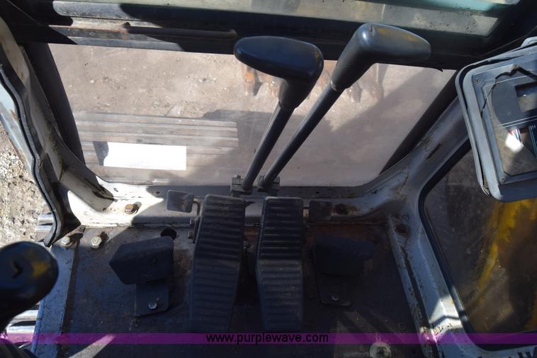 image for item K4296 Kobelco SK200 LC excavator