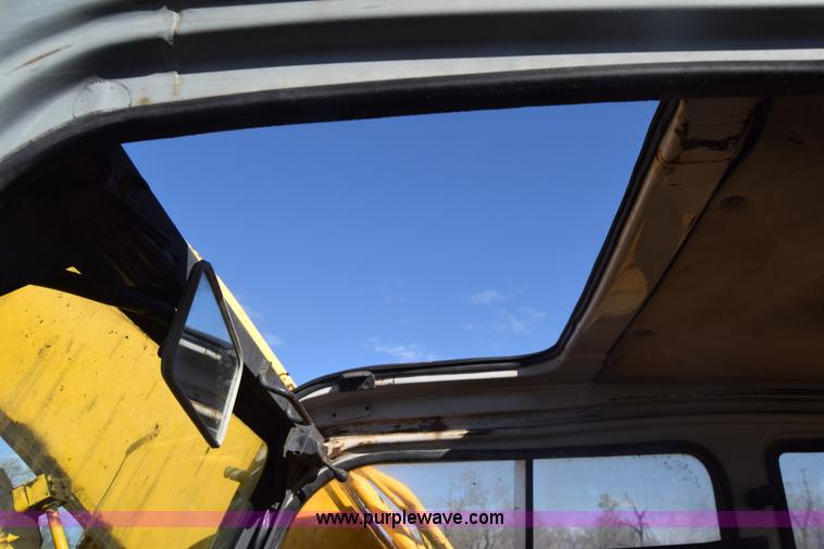 image for item K4296 Kobelco SK200 LC excavator