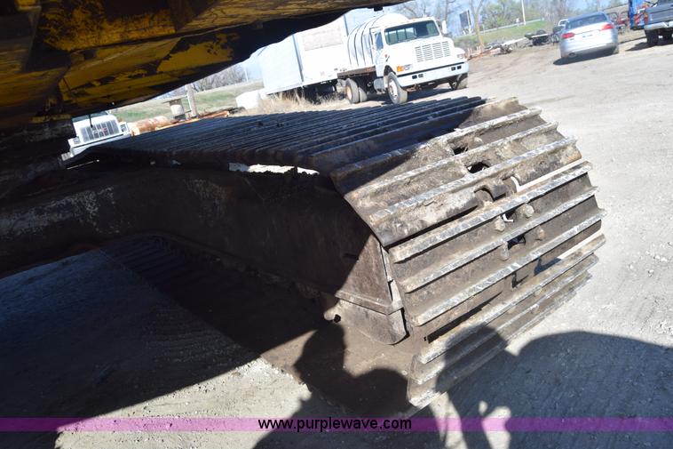 image for item K4296 Kobelco SK200 LC excavator