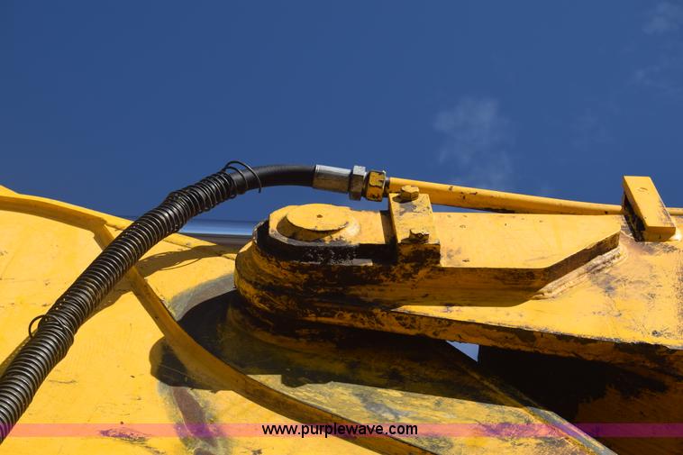 image for item K4296 Kobelco SK200 LC excavator