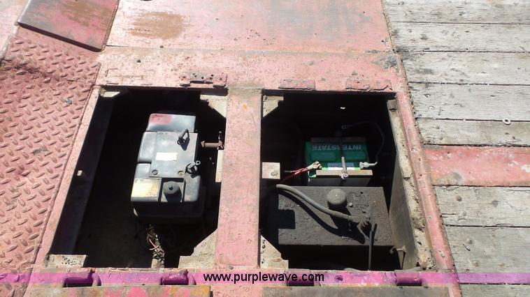 image for item K5098 1978 Load King 353DFD equipment trailer