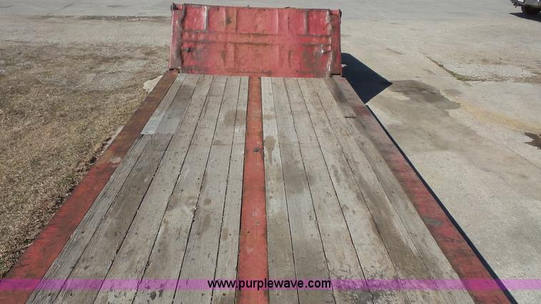 image for item K5098 1978 Load King 353DFD equipment trailer