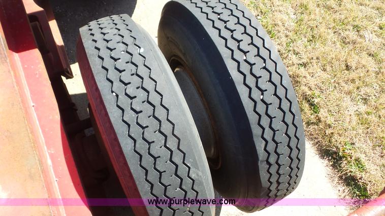 image for item K5098 1978 Load King 353DFD equipment trailer