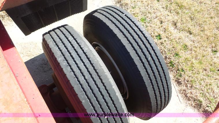 image for item K5098 1978 Load King 353DFD equipment trailer