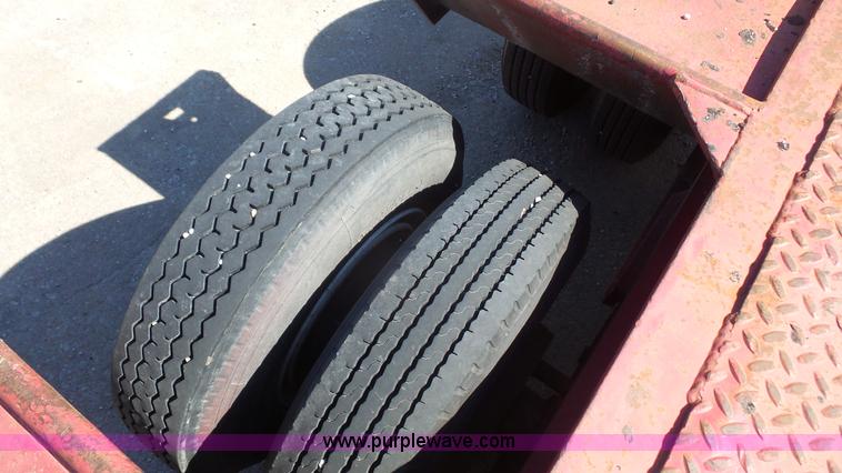 image for item K5098 1978 Load King 353DFD equipment trailer